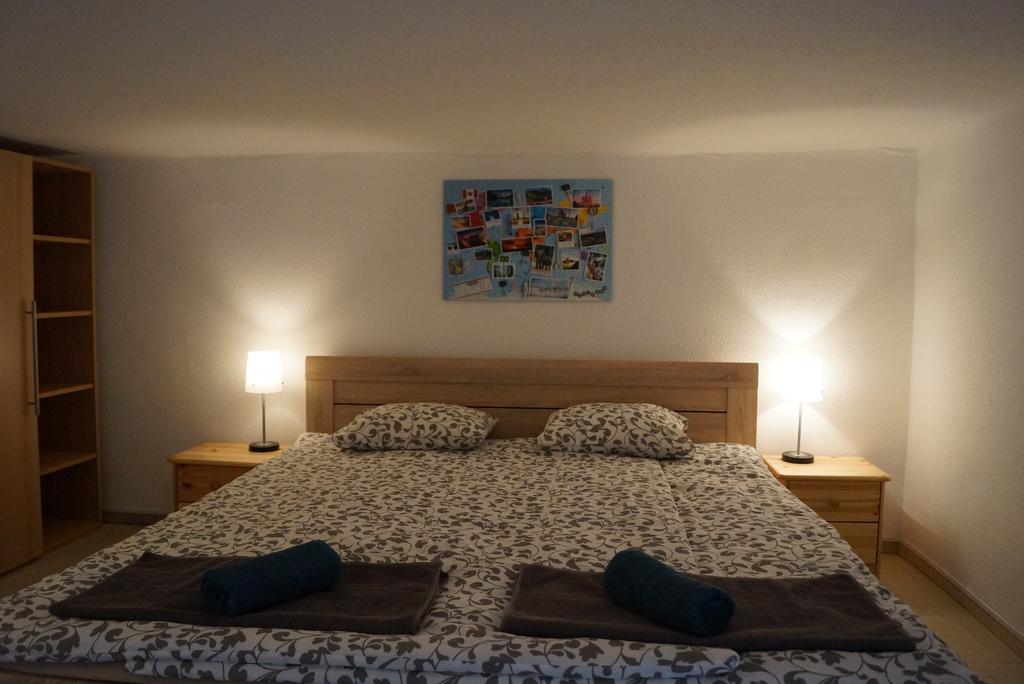 Feel At Home Apartment Budapest Esterno foto